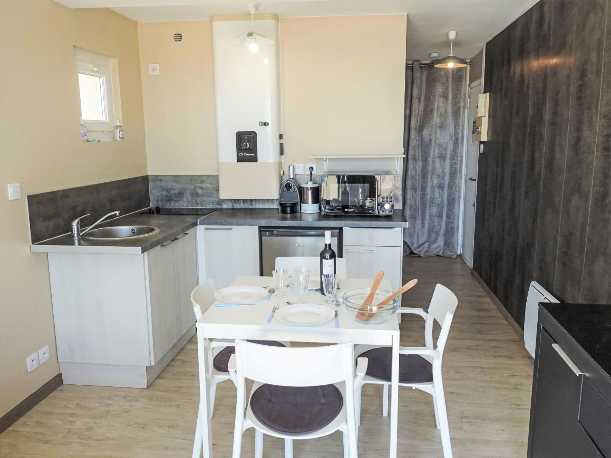 Apartment Les Romarins By Interhome 나르본플라제 외부 사진